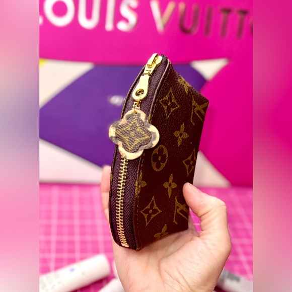 💖 LV Custom made Monogram Cosmetic Case utility pouch - Picture 8 of 13